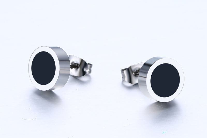 Captured Silver with black Ear Studs Men Earring