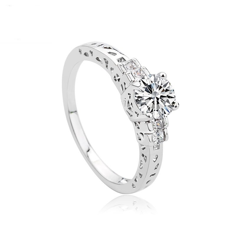 Diamond Fling - Classic Solitaire Style Women Ring