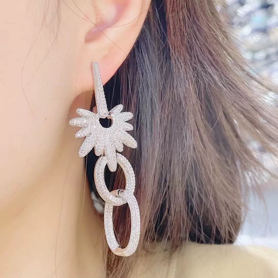 E5290 - White Earrings for Women — image 4