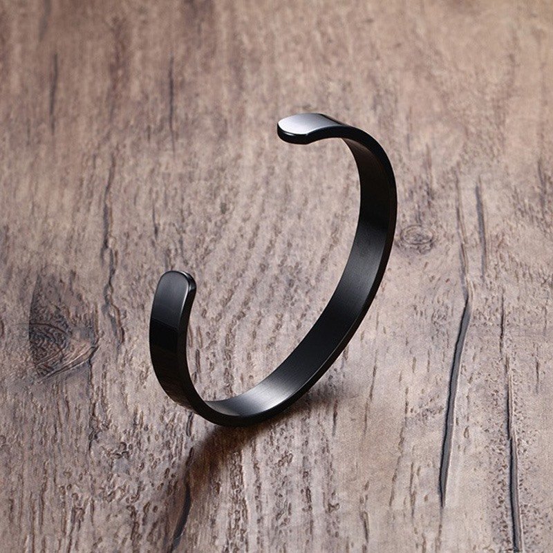 Essentials - Stainless Steel Men Bracelet (Black)