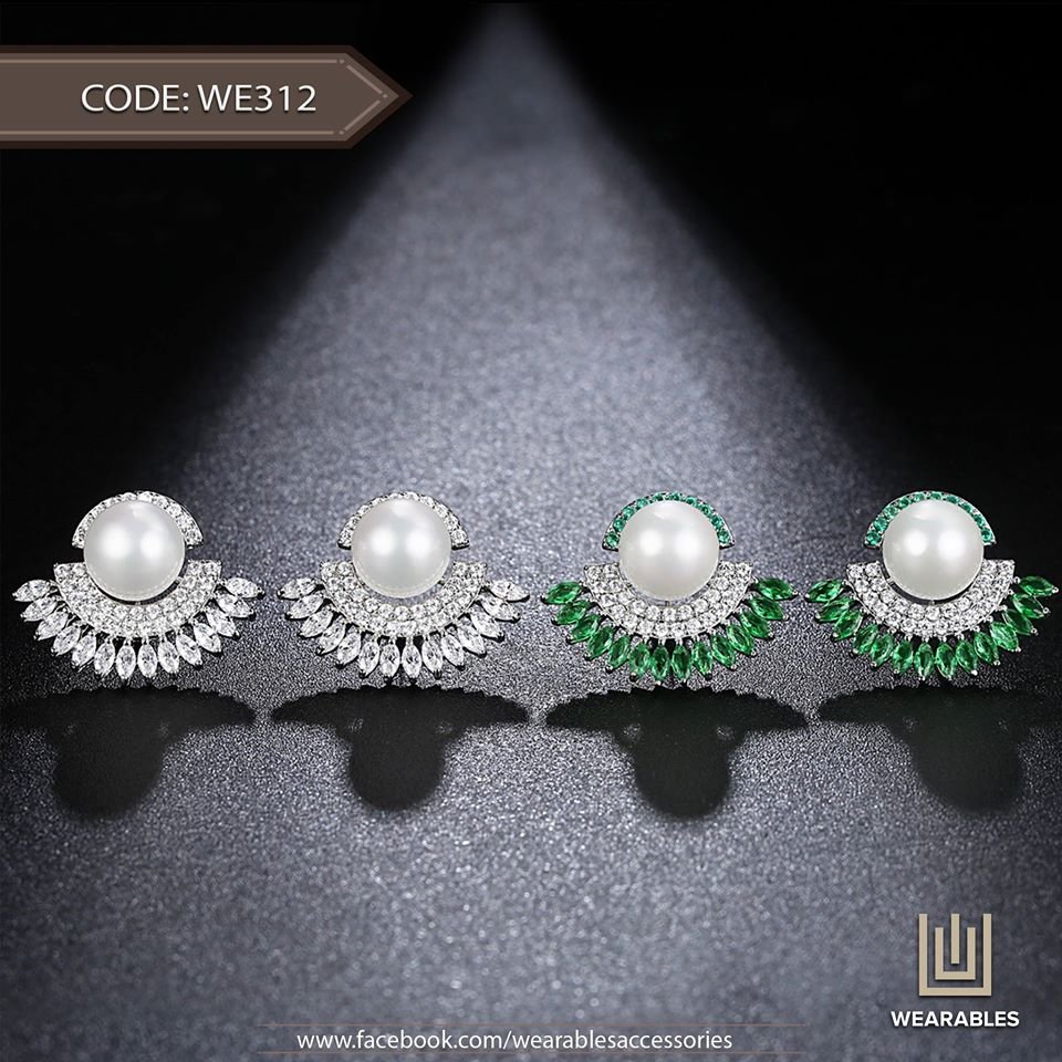 Fanfare - Pearl Stud Earrings for Women