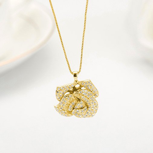 Rose Pockets - Gold Pendant for women