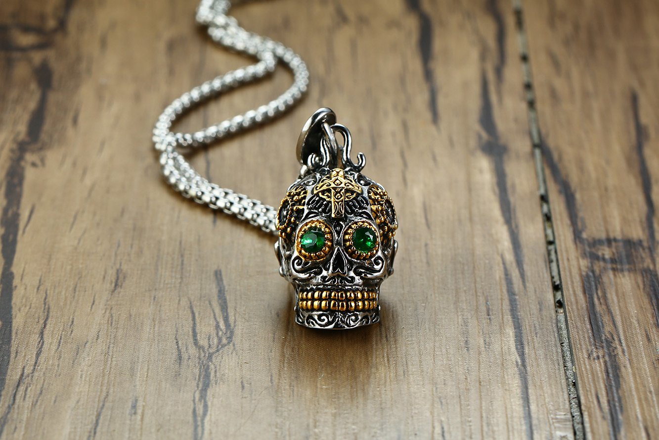 WM-P69 Men, Women Necklace Pendant with Chain