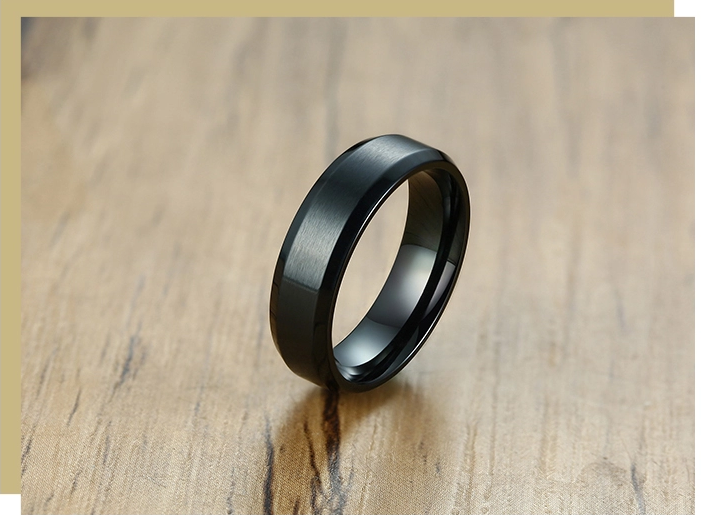 Shiny Slant Edge – Black | Silver Stainless Steel Ring