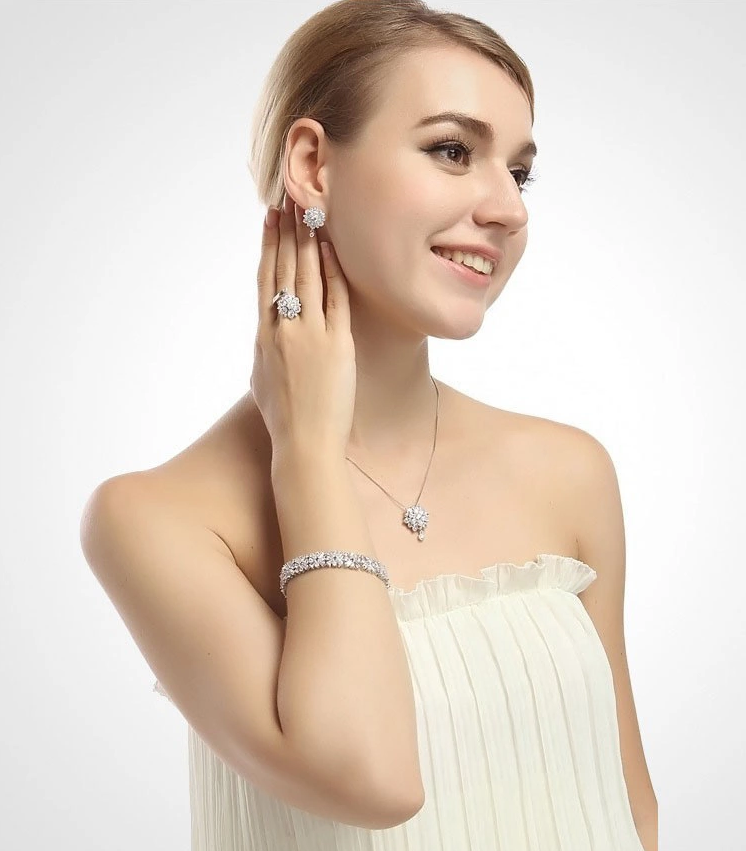 Snowflake - Pendant and Earring Set Women — image 5