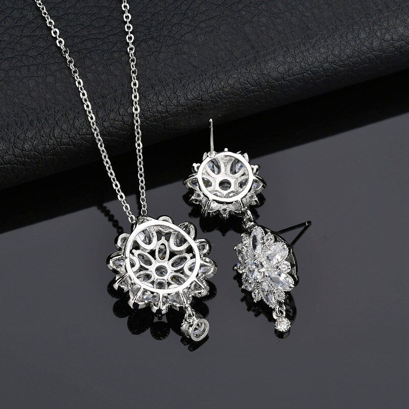 Snowflake - Pendant and Earring Set Women — image 6