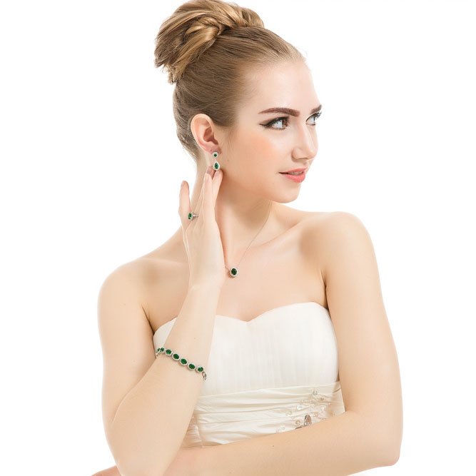 Spinel Reflection - Pendant for Women — image 3