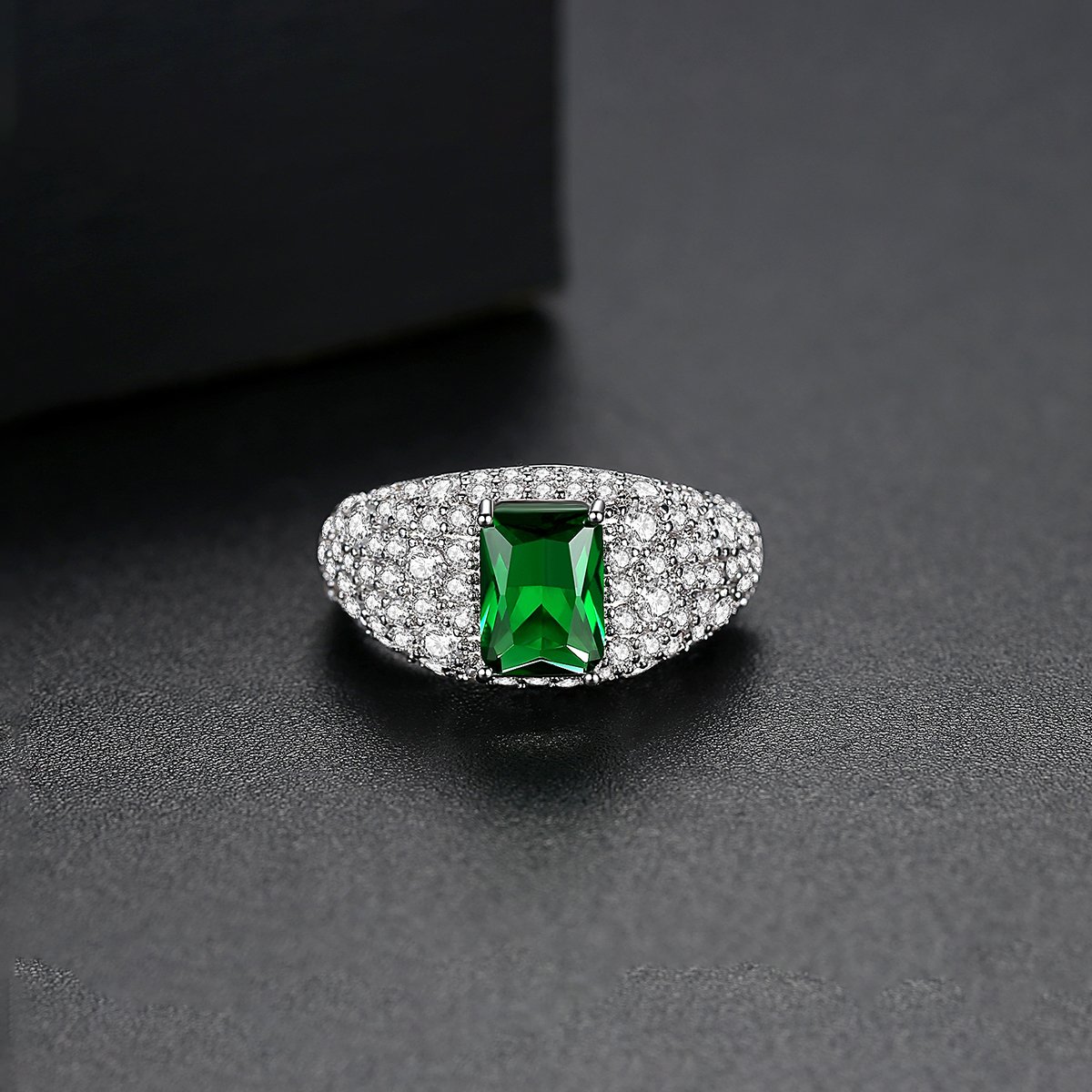 Surrounded Emerald Black Luxury Ring for Women — image 6