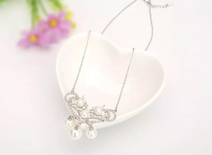 Tri Dangle - Necklace/Pendant for Women — image 5