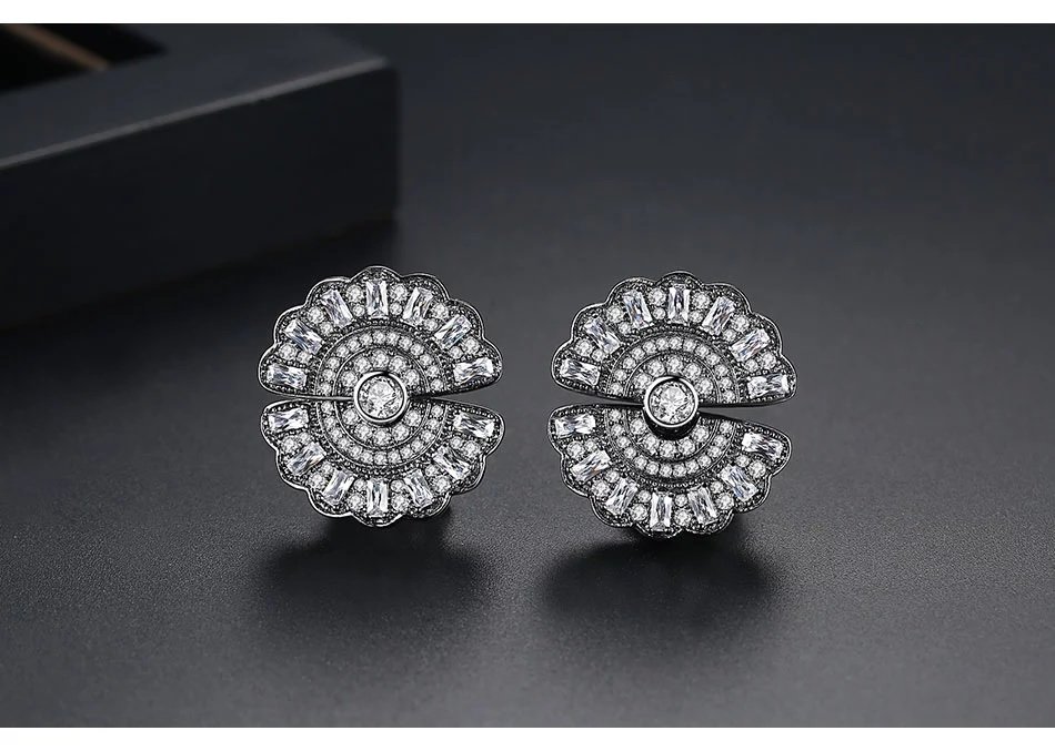 Twin Fan Gray- Women Earrings