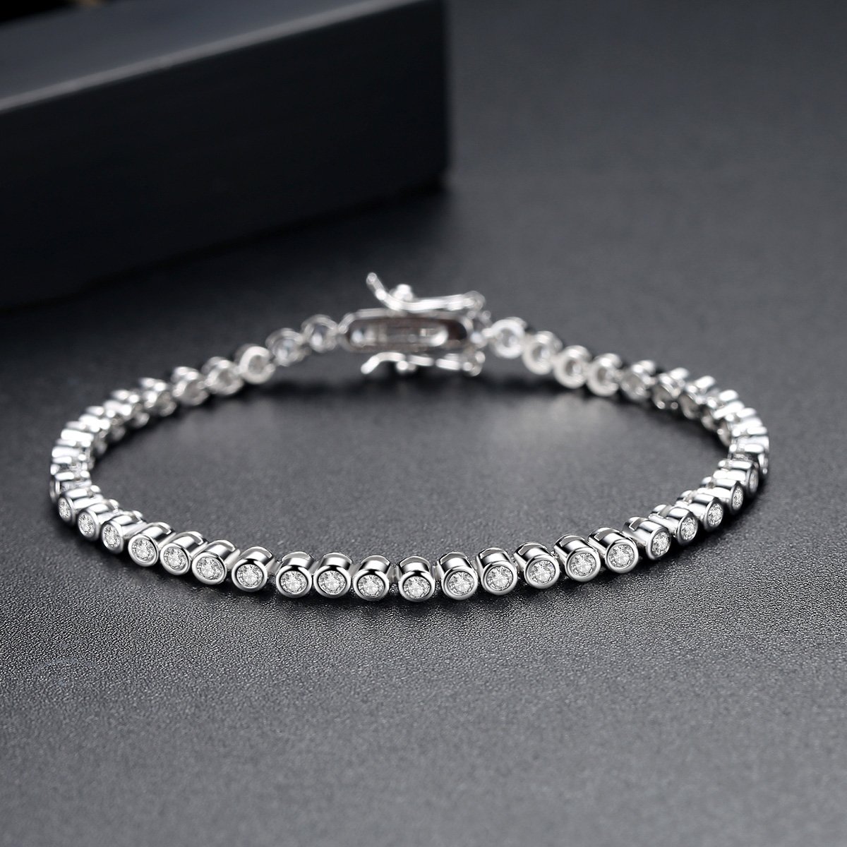 WB201-  Women Luxary Bracelet