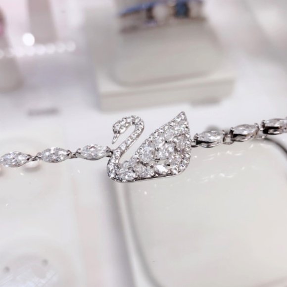 WB226 - Swan Women Bracelet in Rhodium — image 6