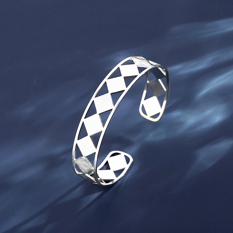 WB346 – Silver 316 Stainless Steel Bracelet