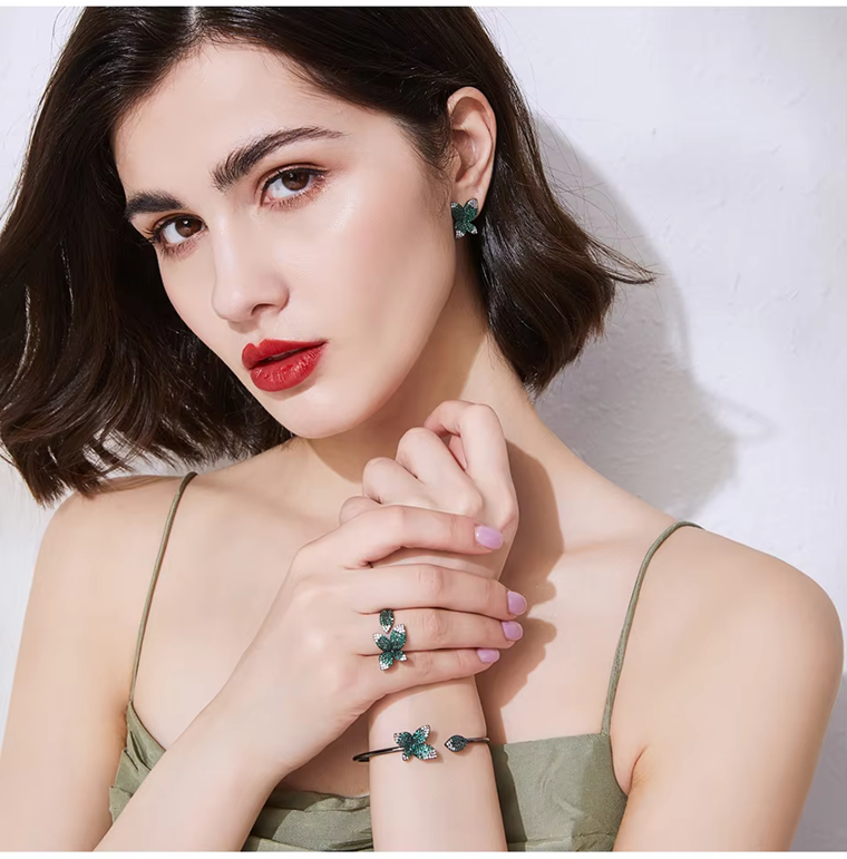 WB363 - Green Women Luxary Bracelet — image 6
