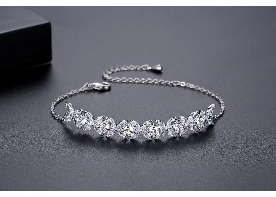 WB384 - Women Luxary Bracelet