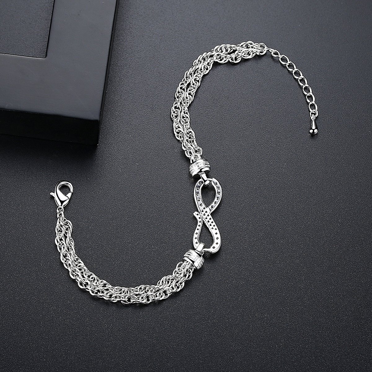 WB512- Women Luxary Bracelet