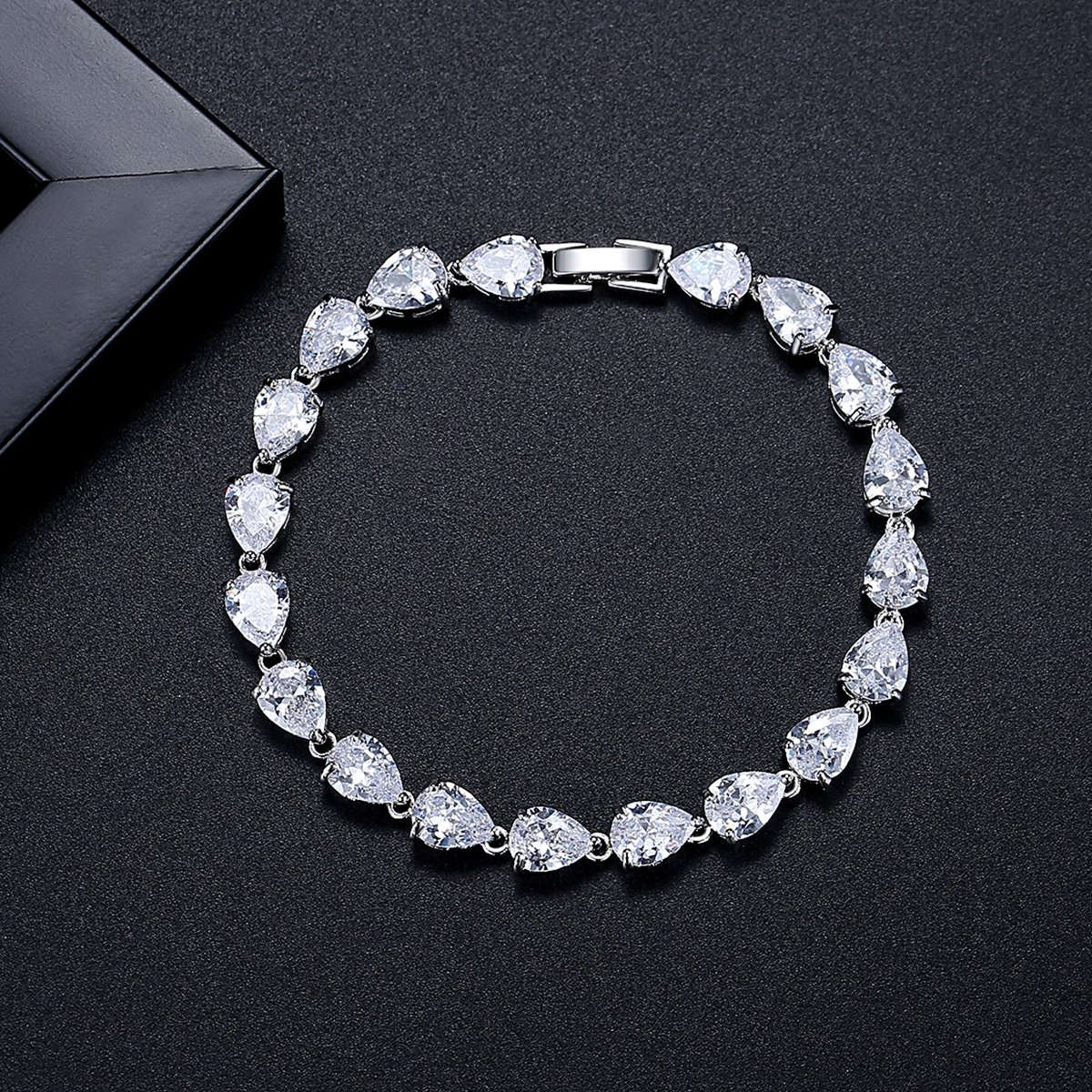 WB519- Women Luxary Bracelet — image 5