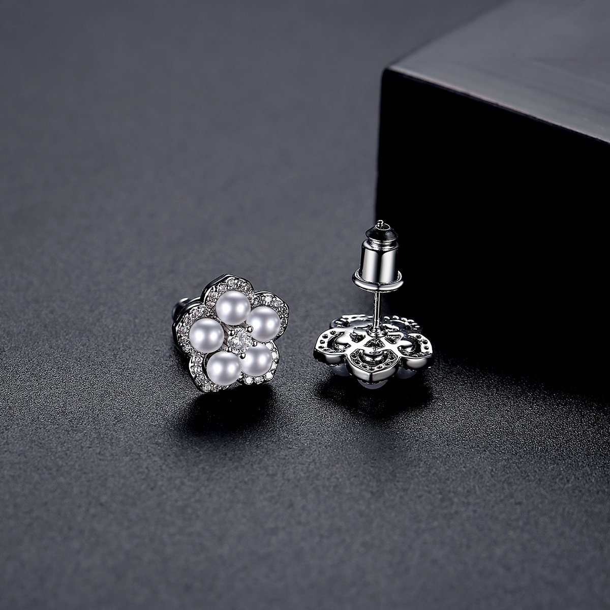WE667 - White Earrings for Women — image 3
