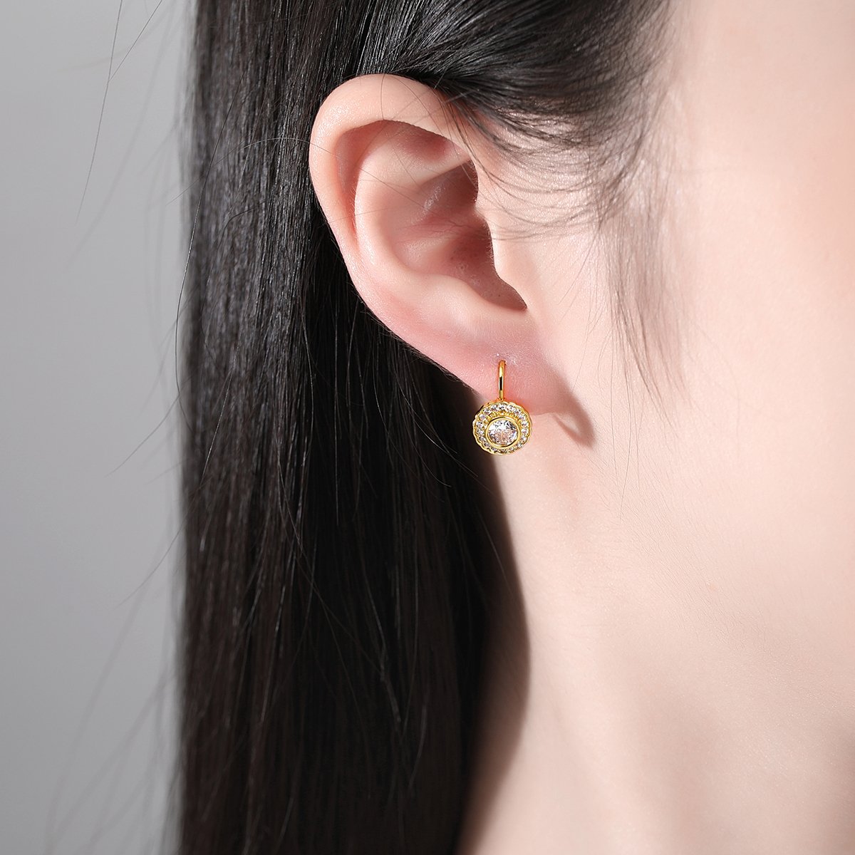 WE672 - Golden Earrings for Women