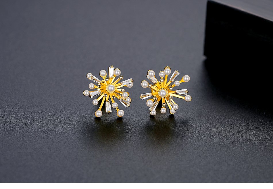 WE699 - Golden Earrings for Women