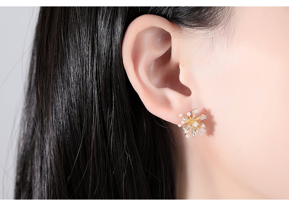 WE699 - Golden Earrings for Women