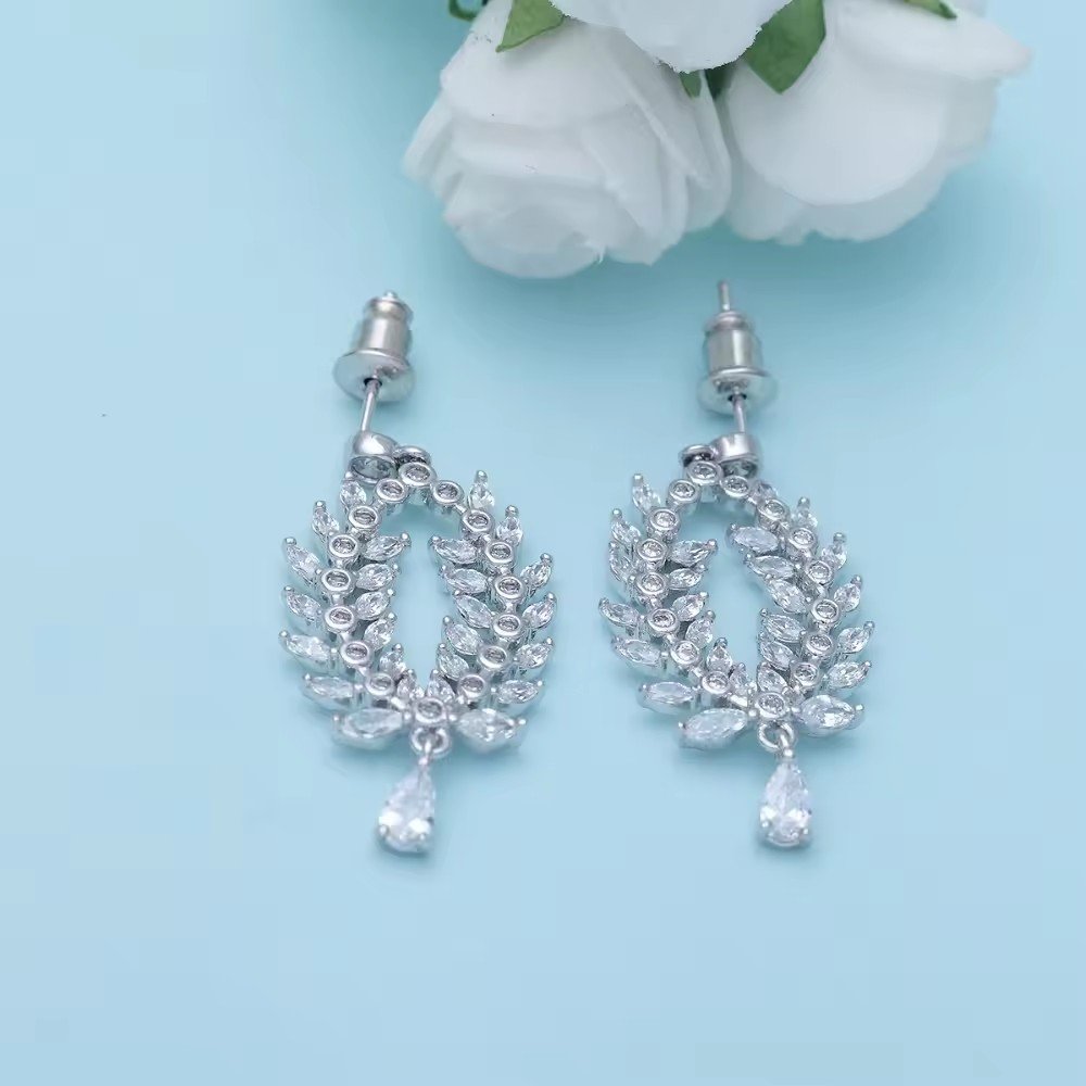 WE723 - White Earrings for Women — image 4