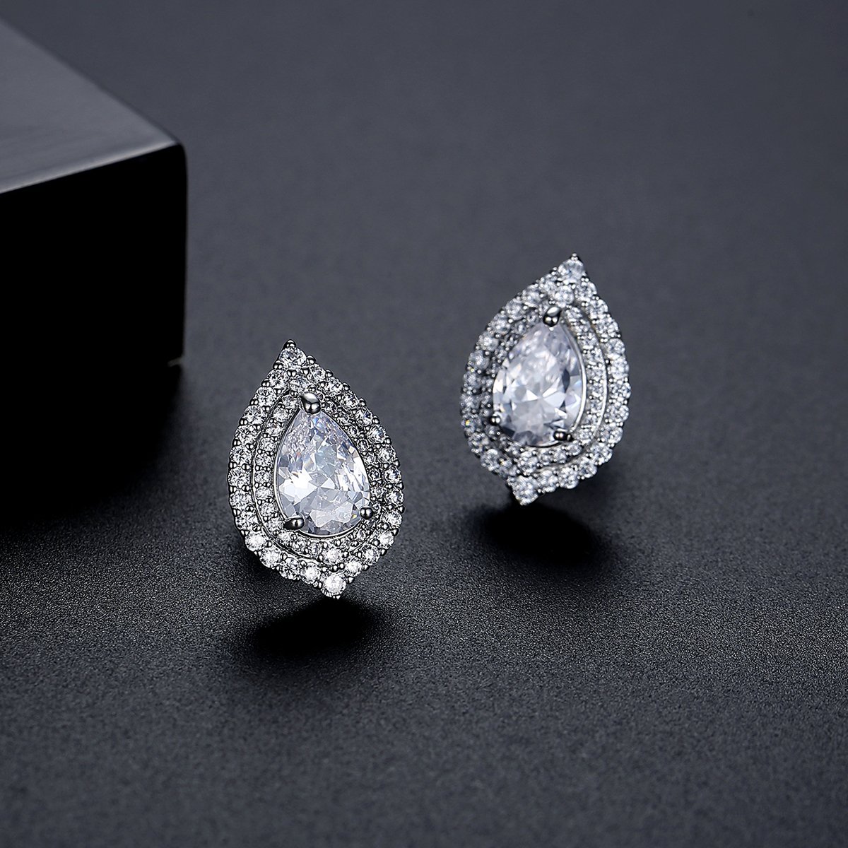 WE743 - White Earrings for Women