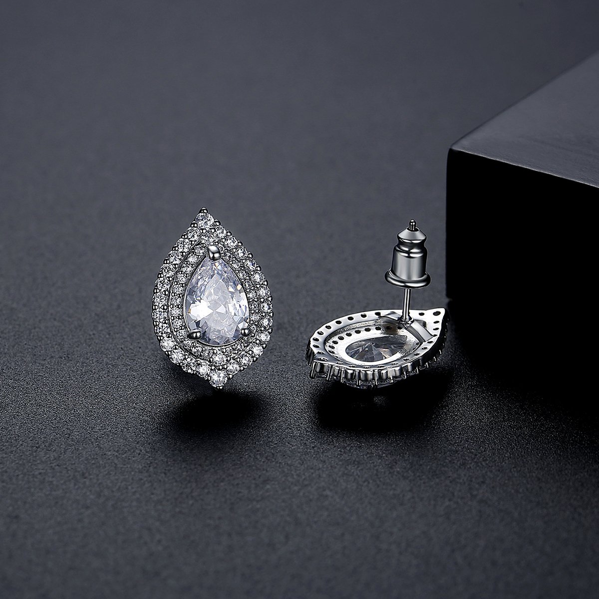 WE743 - White Earrings for Women — image 3
