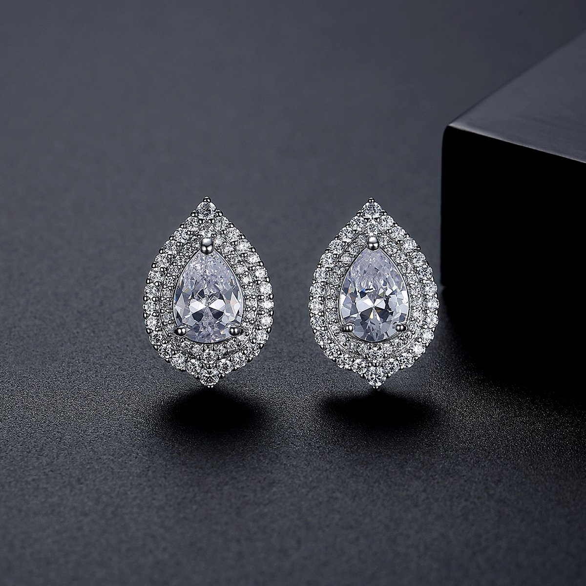 WE743 - White Earrings for Women — image 4
