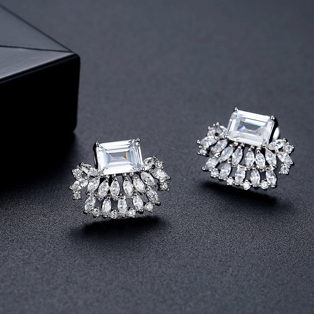 WE868 - Luxary Earrings for Women — image 3