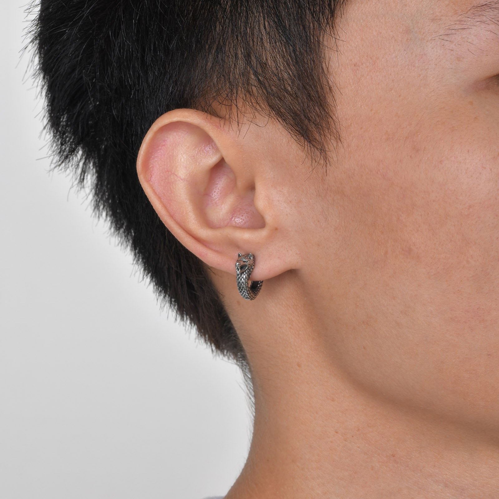 WM-E21 Silver Snake Ear Studs Men Earring — image 3