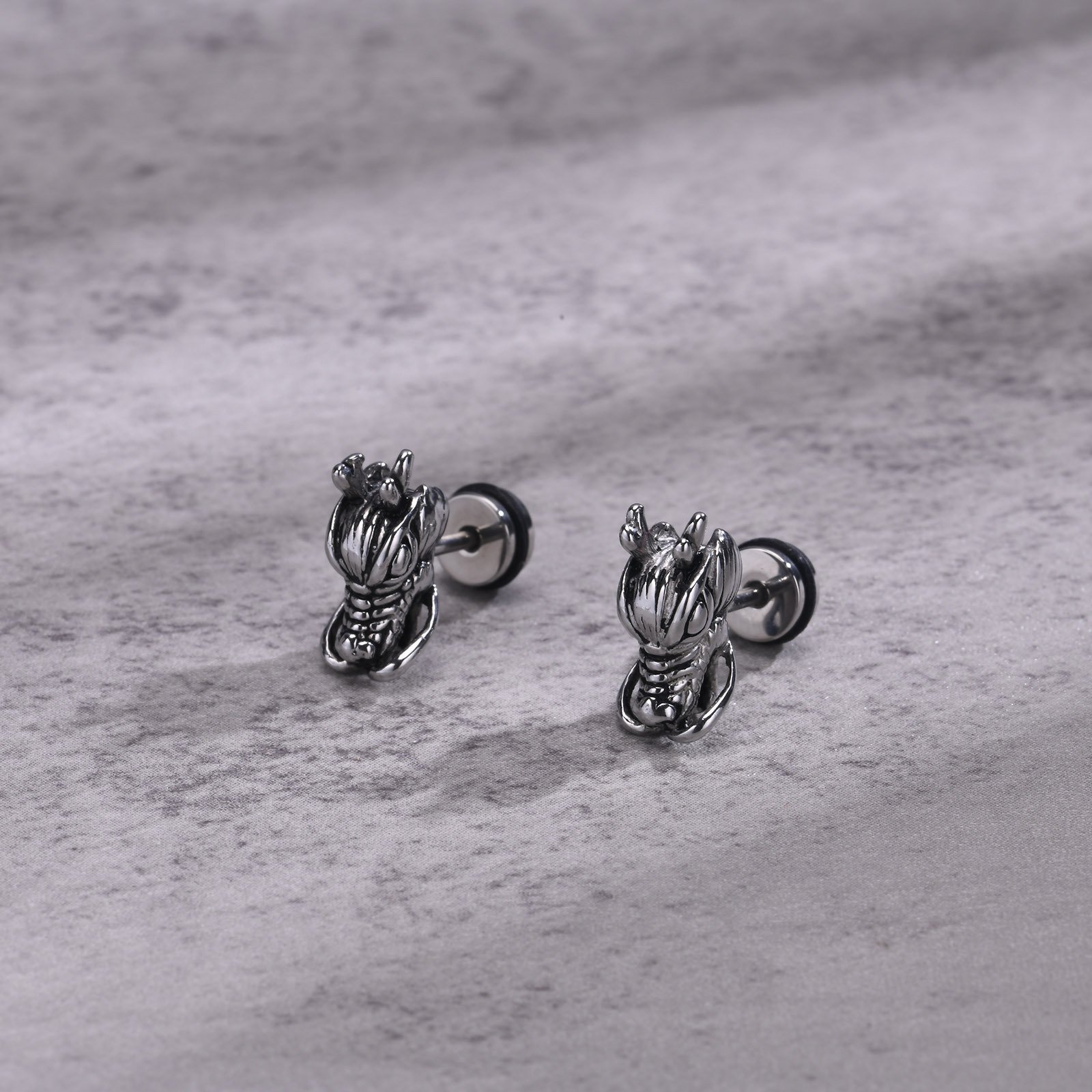 WM-E30 Silver Ear Studs Men Earring