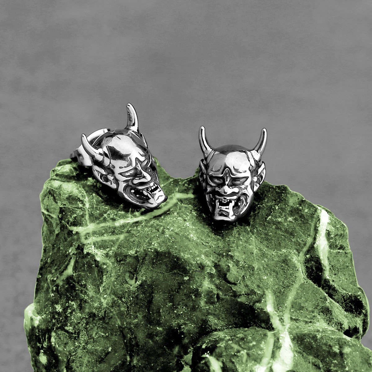 WM-E58 Silver Ear Studs Men Earring — image 4