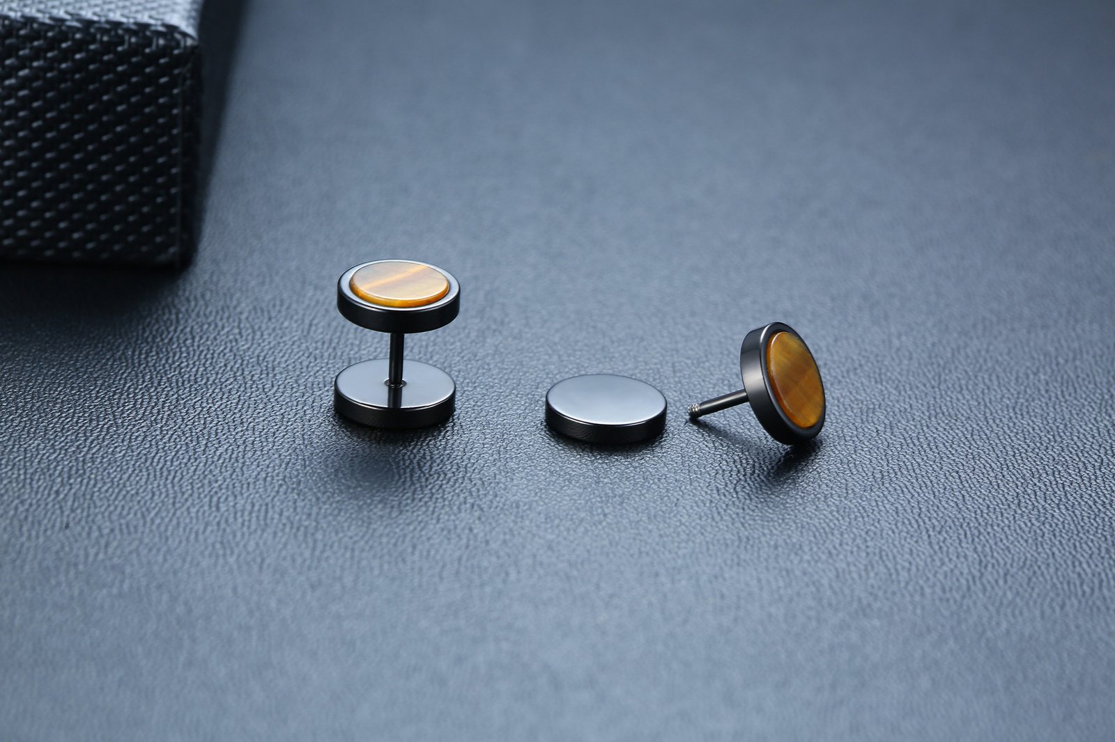 WM-E59 Tourquise Ear Studs Men Earring — image 9