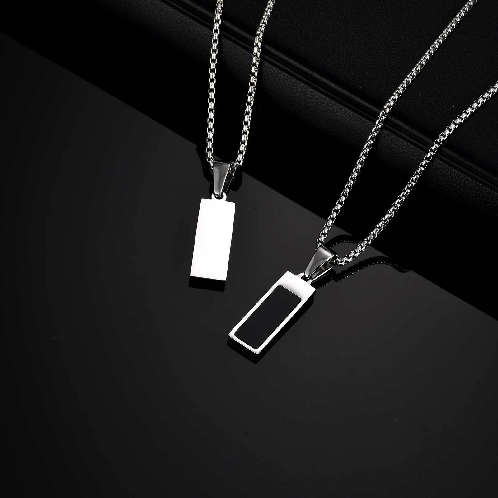 WM-P136 Silver Men, Women Necklace Pendant with Chain
