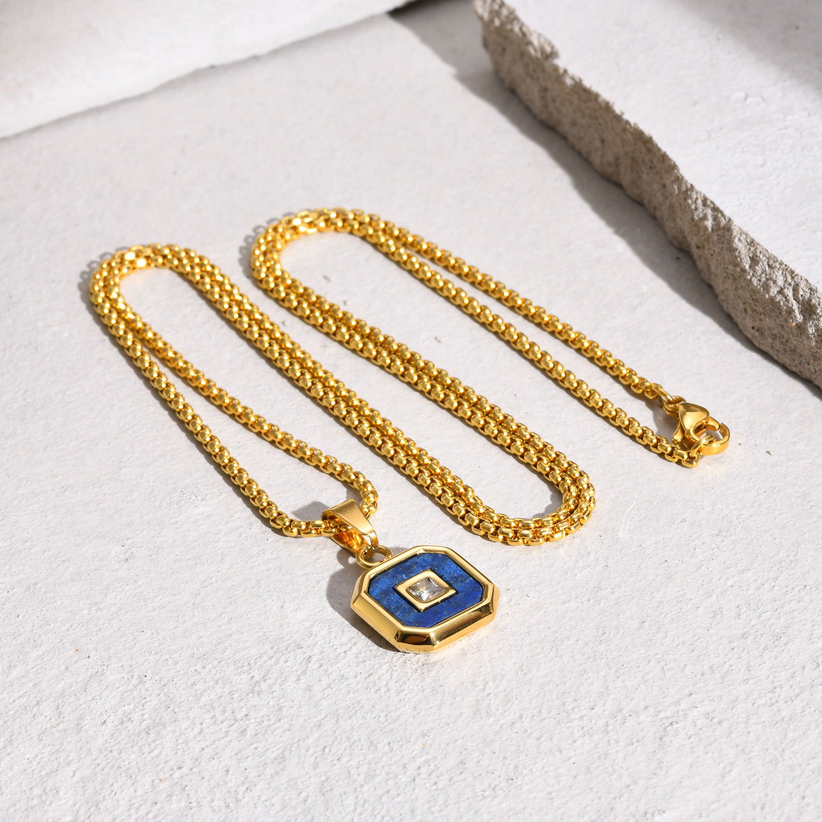 WM-P137 Golden Black Men, Women Necklace Pendant with Chain — image 6