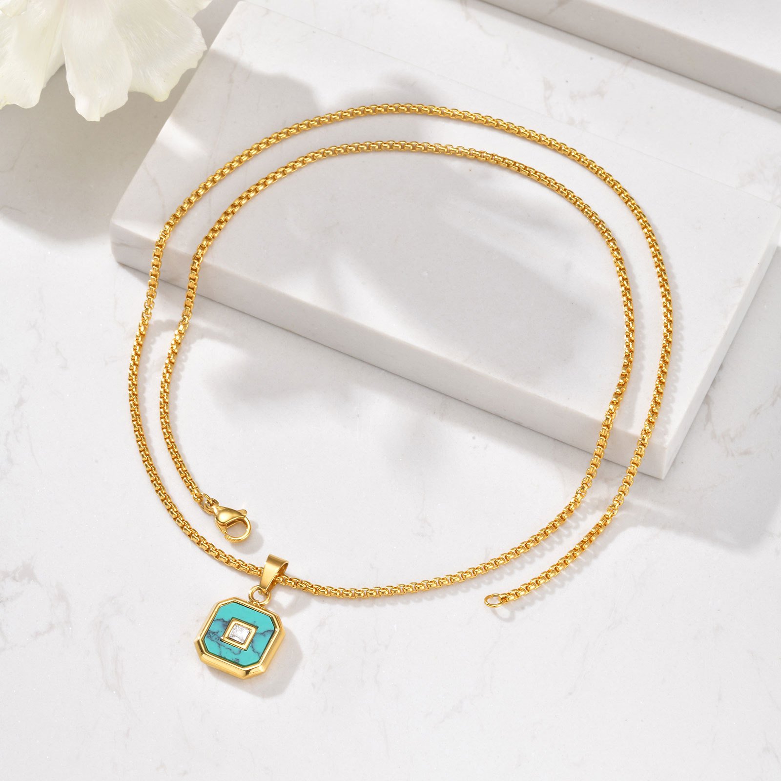 WM-P137 Golden Tourquise Men, Women Necklace Pendant with Chain