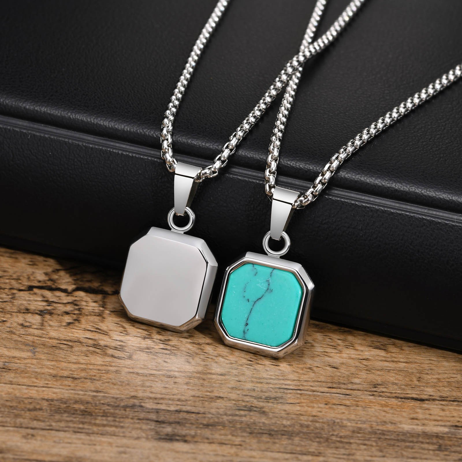 WM-P84 - Men, Women Necklace Pendant with Chain