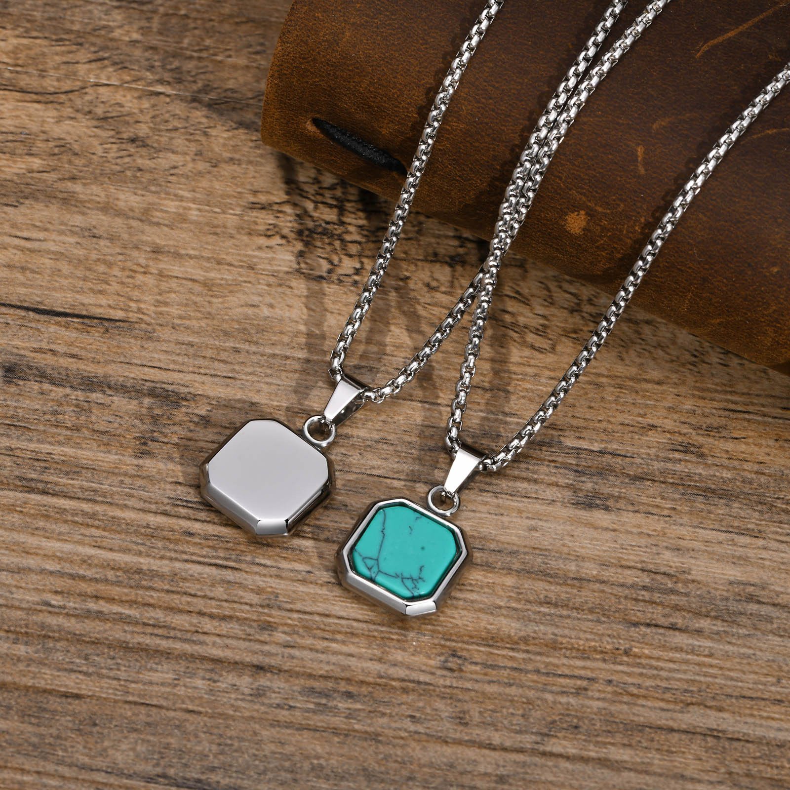 WM-P84 - Men, Women Necklace Pendant with Chain