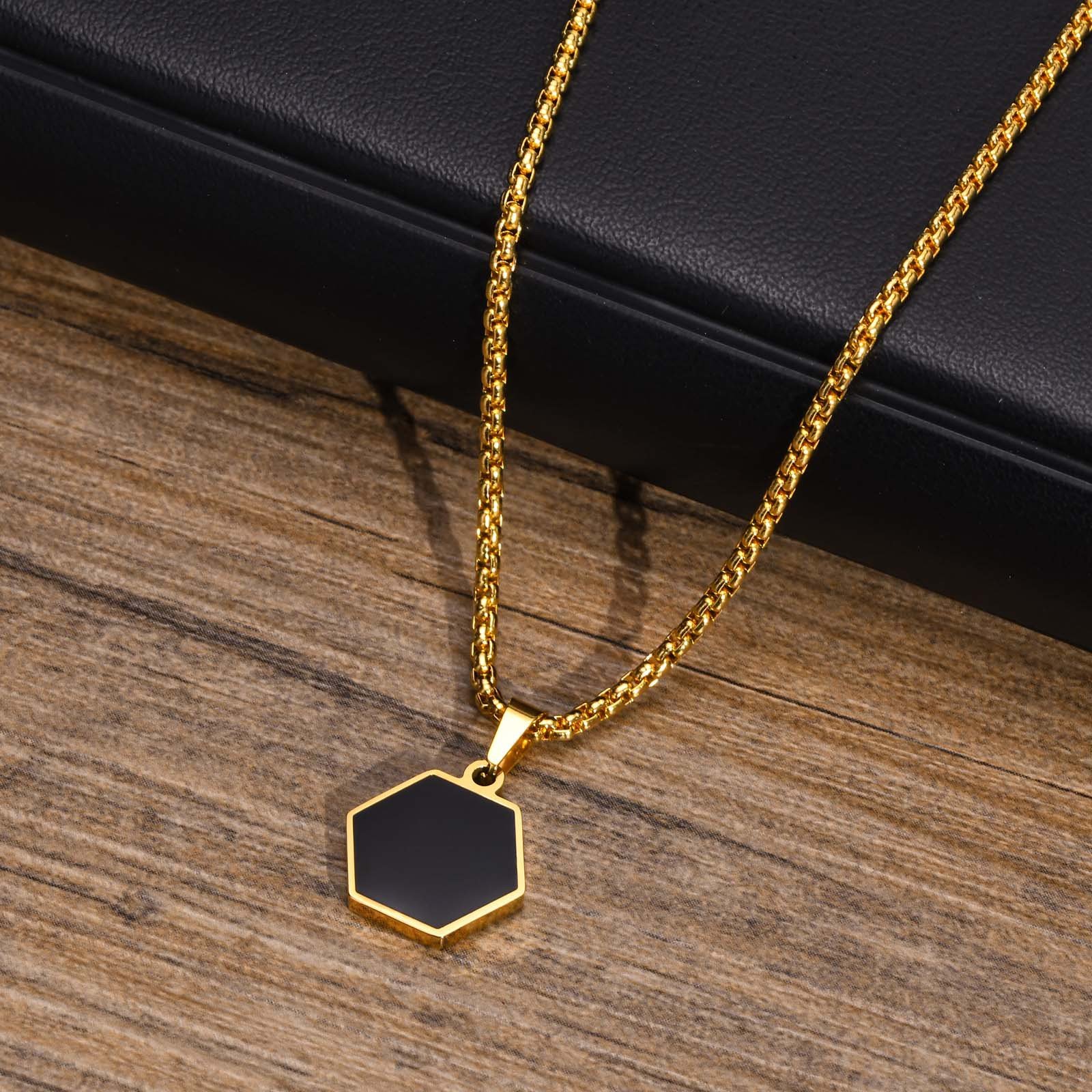 WM-P88 Golden Men, Women Necklace Pendant with Chain