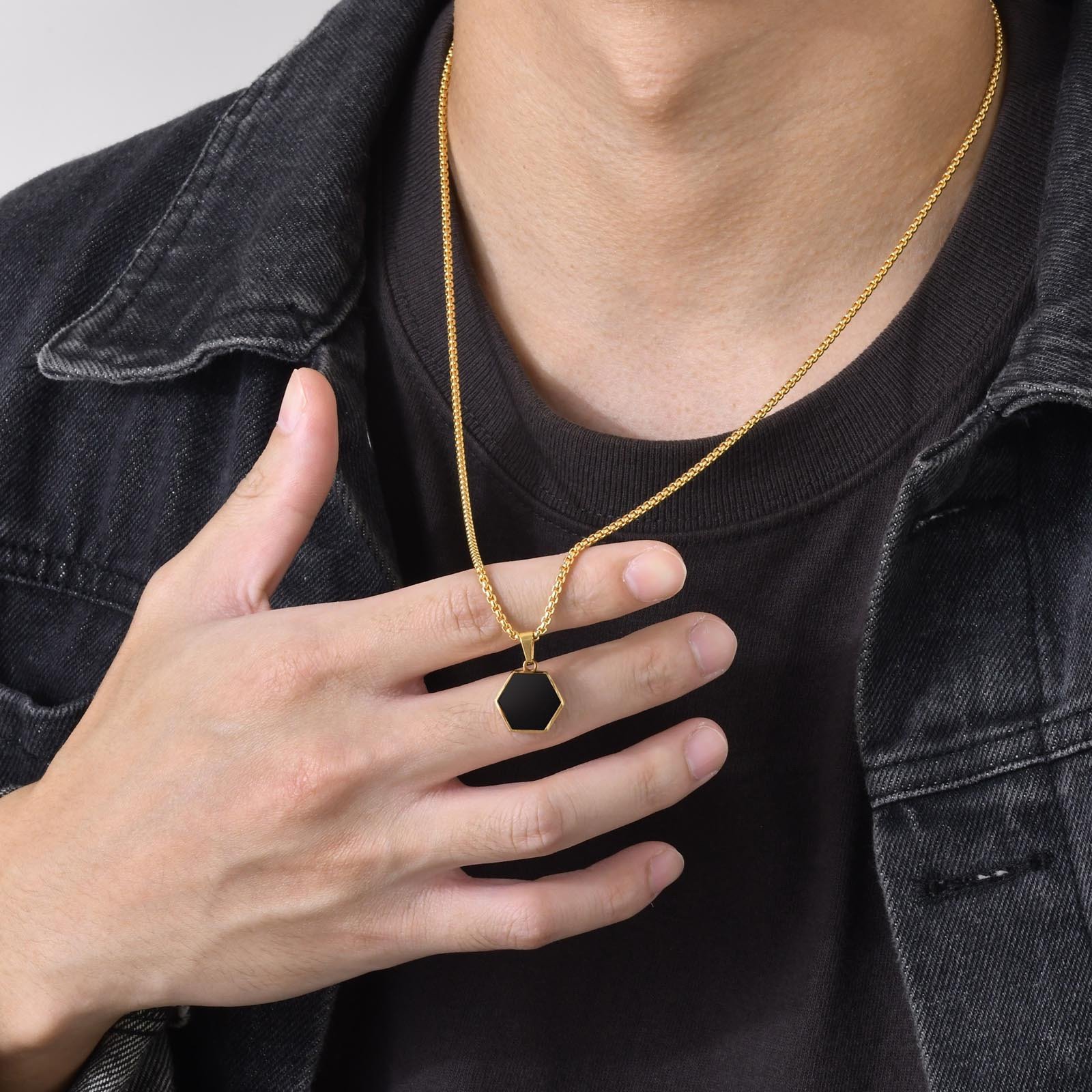 WM-P88 Golden Men, Women Necklace Pendant with Chain — image 3