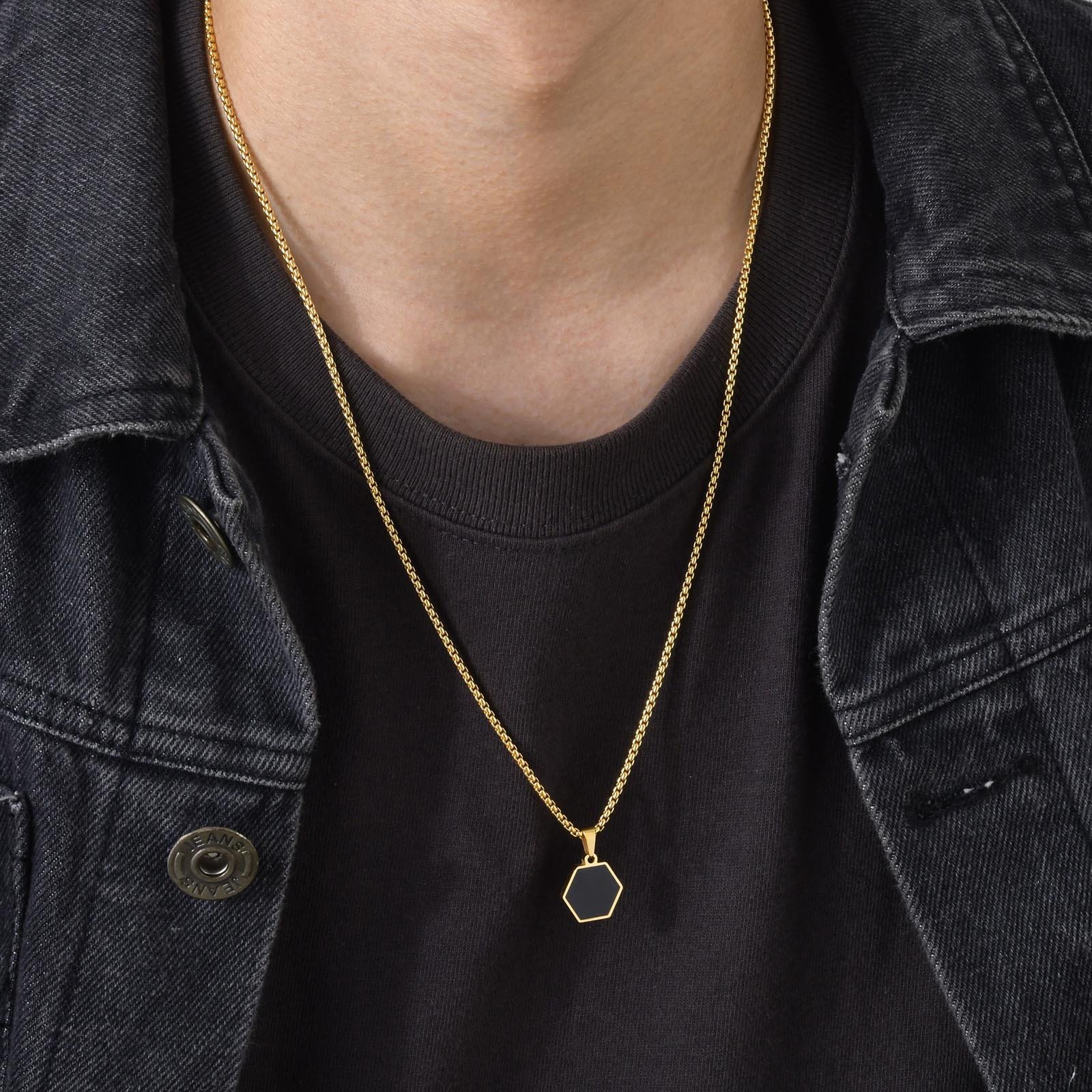 WM-P88 Golden Men, Women Necklace Pendant with Chain — image 4