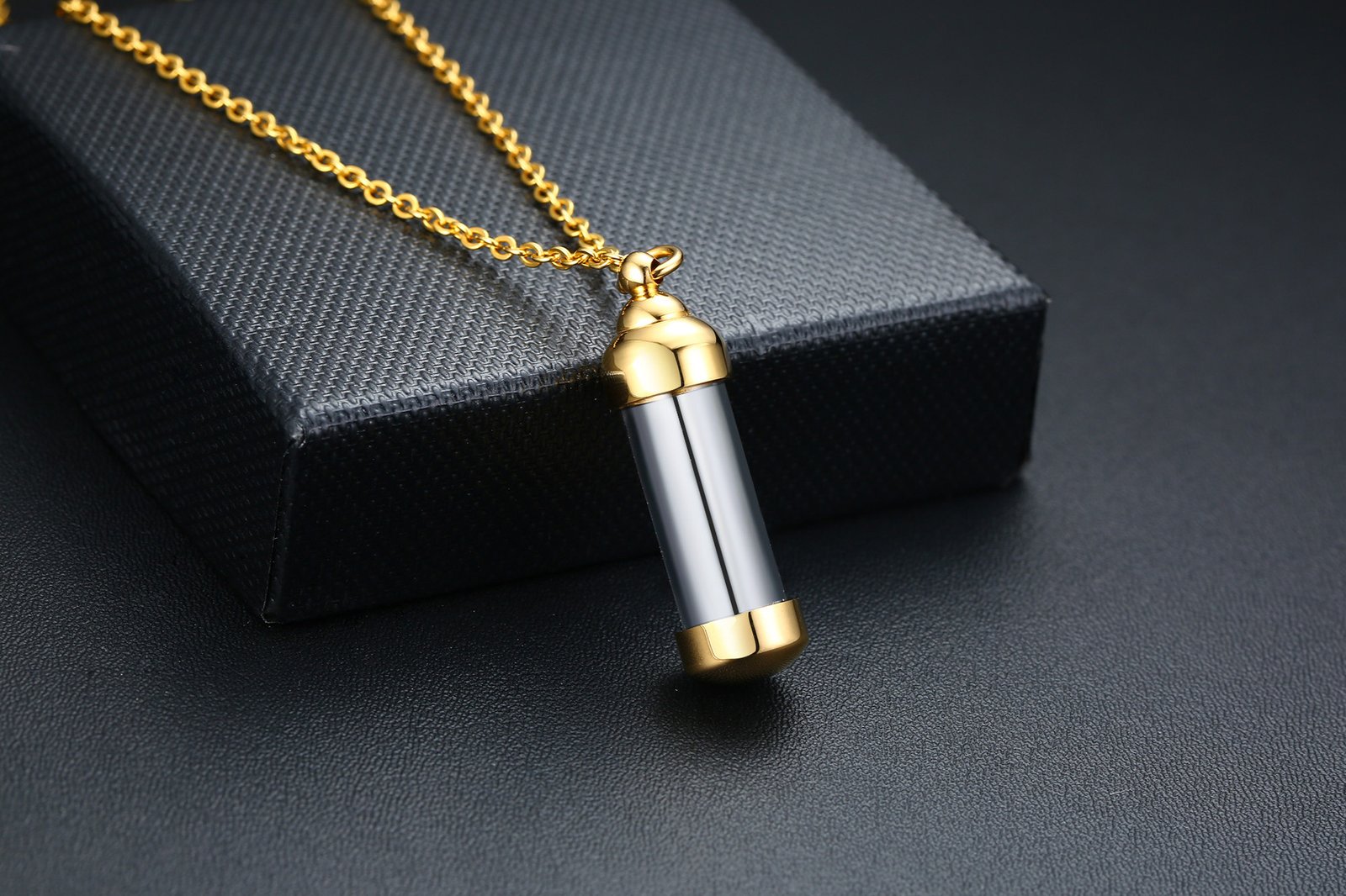 WM-P88 - Men, Women Necklace Pendant with Chain