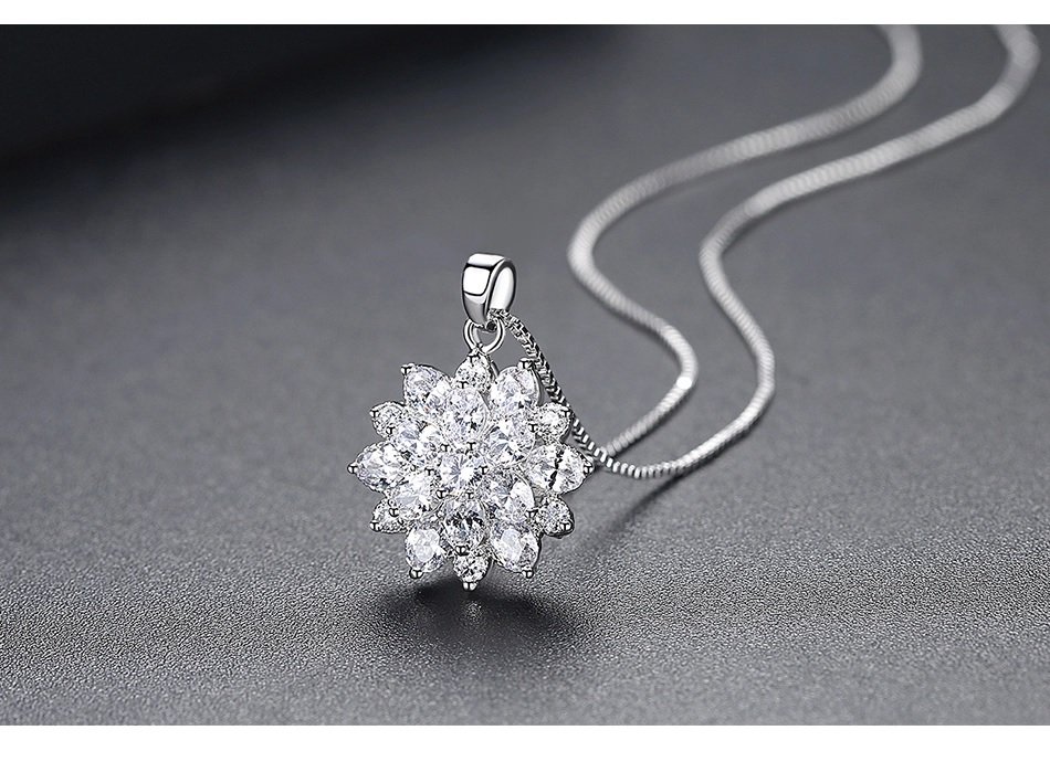 WP135 - Silver Women Necklace Pendant