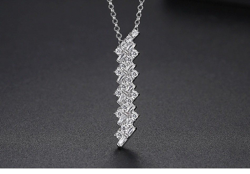 WP320 - Necklace/Pendant for Women