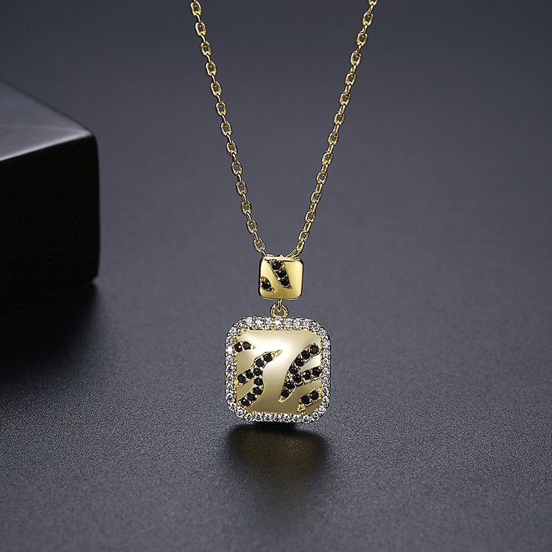 WP380- Golden Women Necklace Pendant