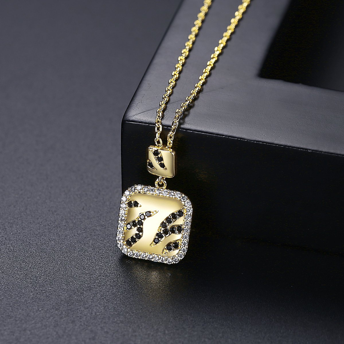 WP380- Golden Women Necklace Pendant — image 3
