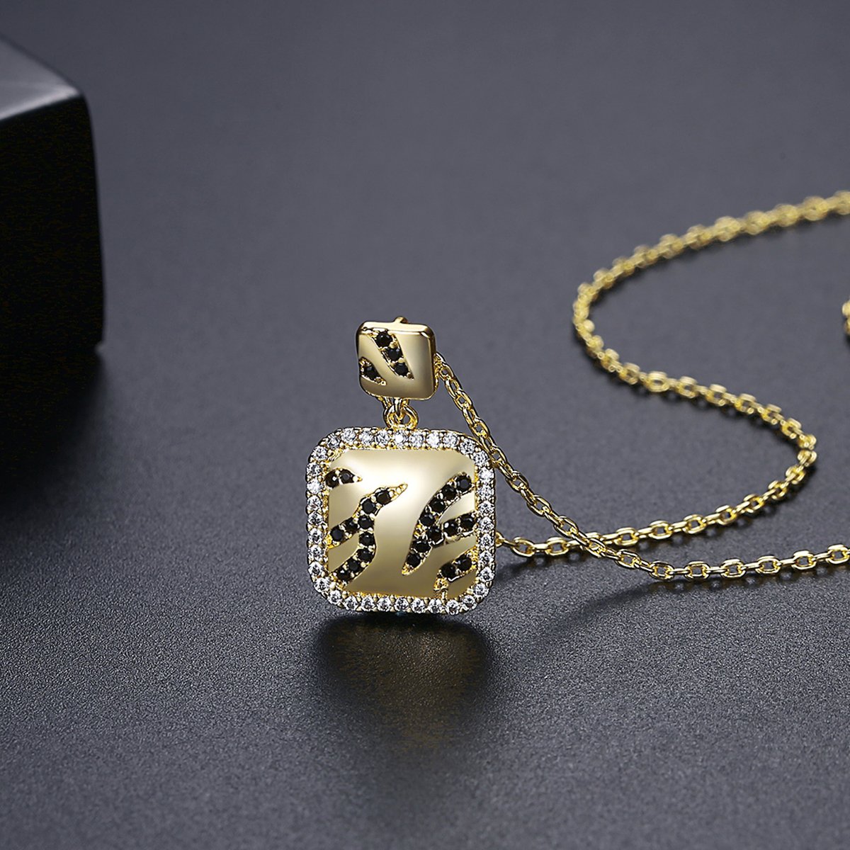 WP380- Golden Women Necklace Pendant — image 6