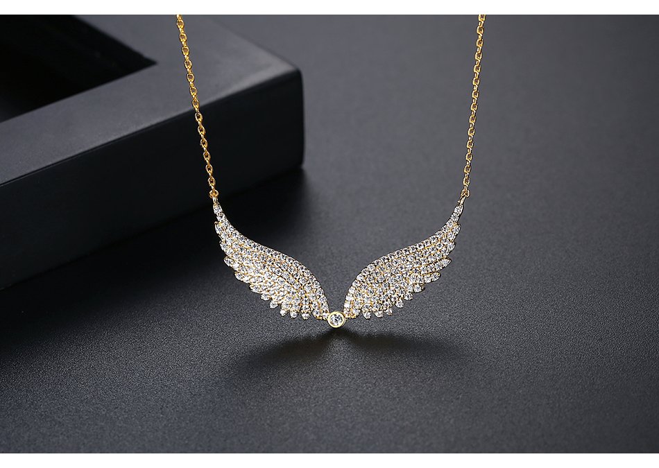 WP427- GoldenWomen Necklace Pendant