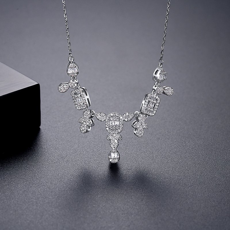 WP440 - Necklace/Pendant for Women